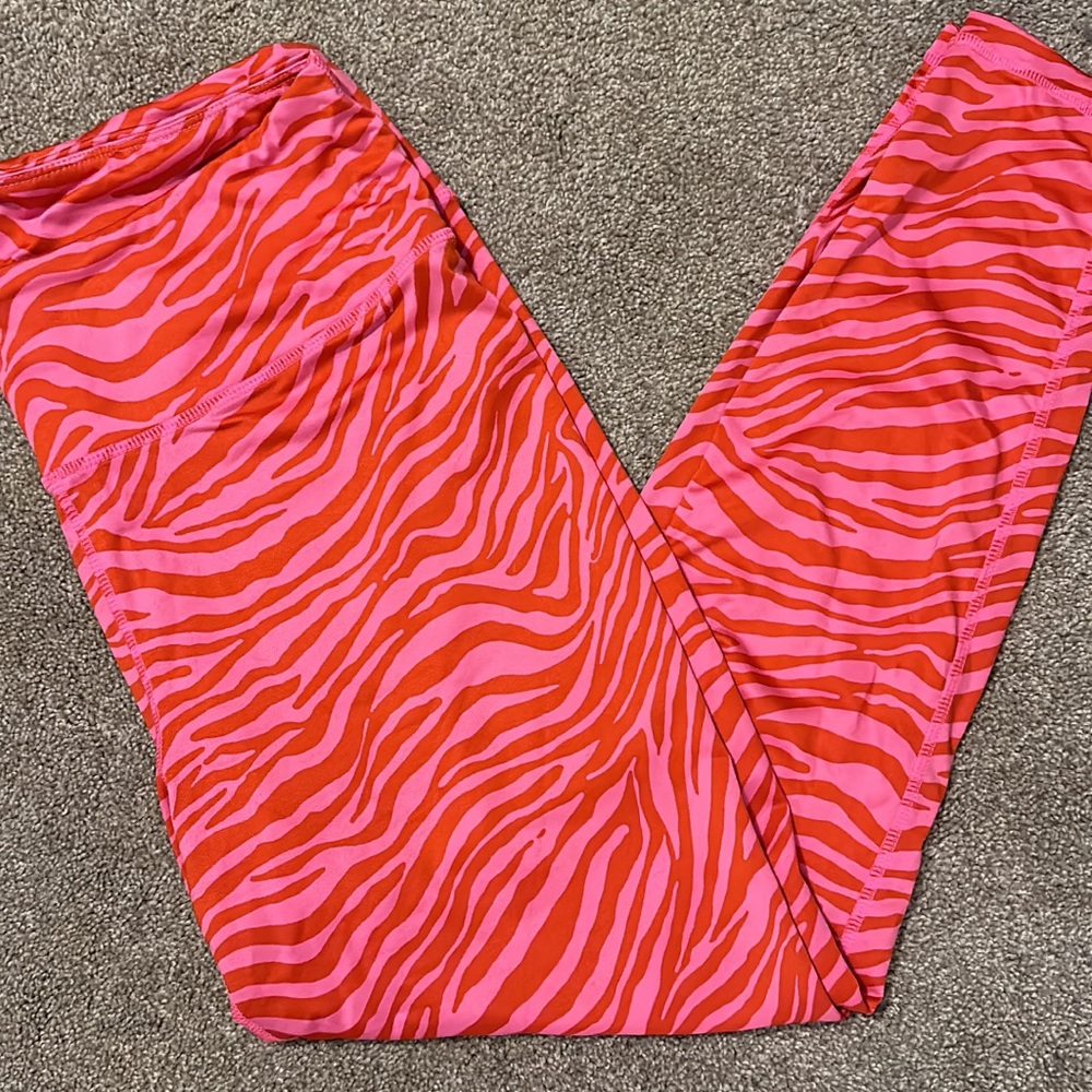 Cabana by Crown and Ivy leggings XL